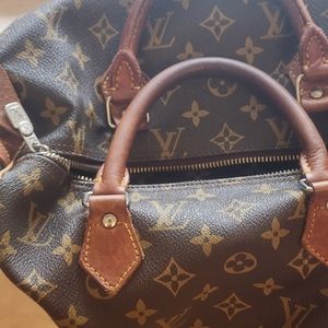 Authentic Louis Vuitton Speedy 30